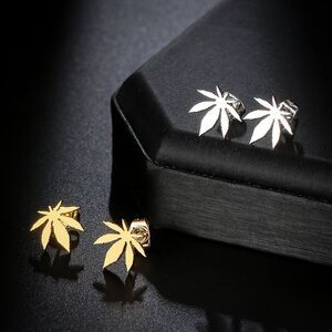 Stainless Steel Flower Stud Earrings